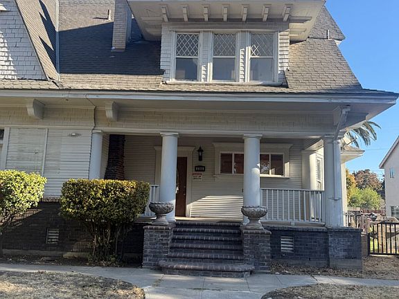 3rd image of 2306 K St Unit A