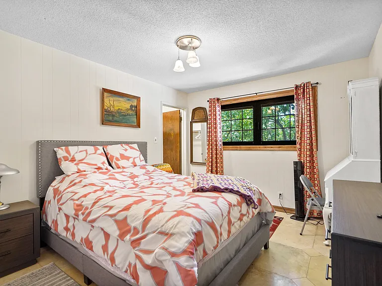 10307 Donna Ave — Photo 39