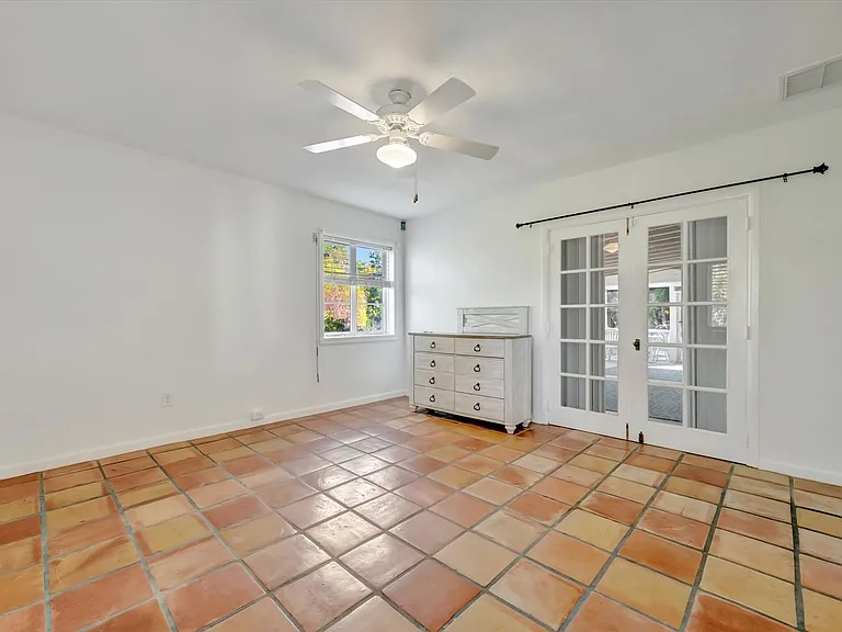 4237 Higel Ave — Photo 30