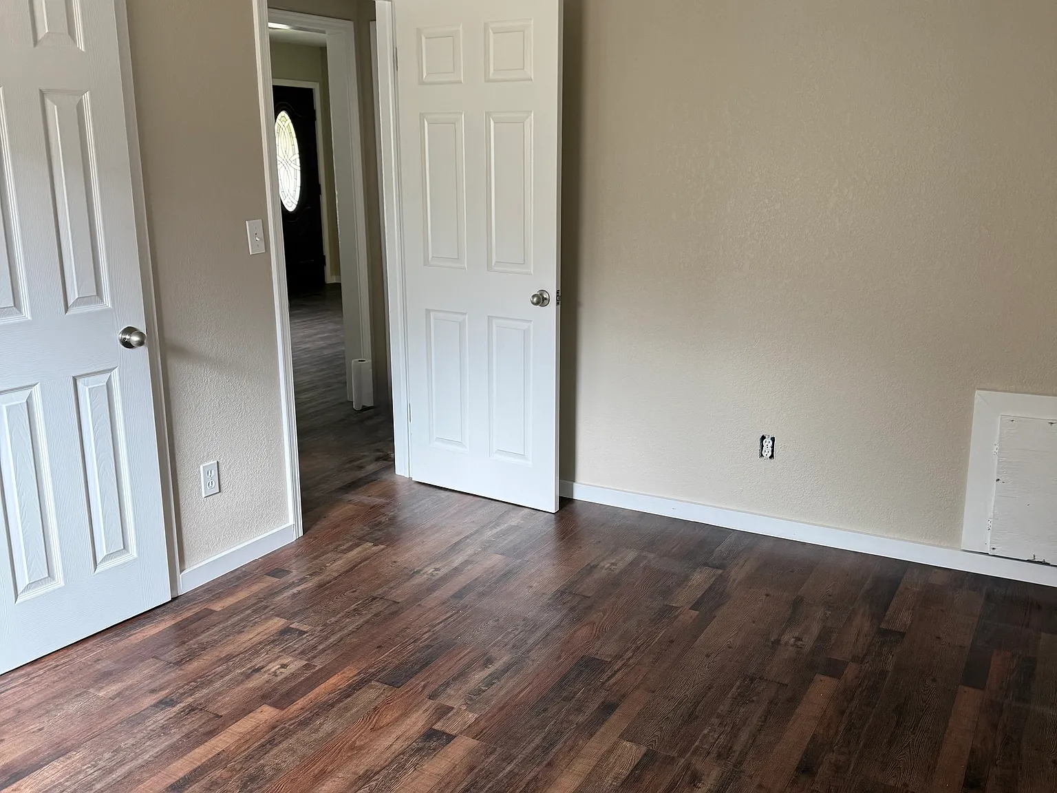 3 bed, 1400 sqft, $1,350 — Photo 3