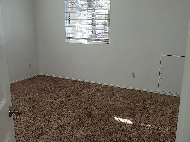 29391 Owl Creek Ct — Photo 28