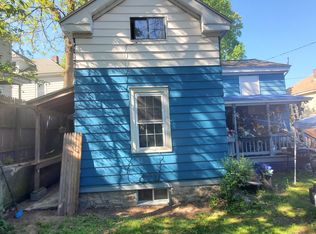 13 Seymour St, Pittsfield, MA 01201