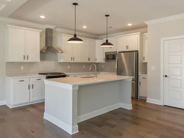 1550 Farmhouse Trl — Photo 10