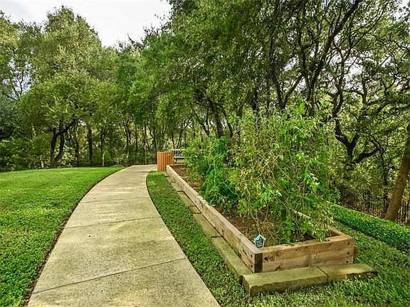 5th image of 2020 Creek Ledge Pl
