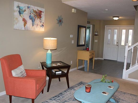 5th image of 12668 Waterhaven Cir