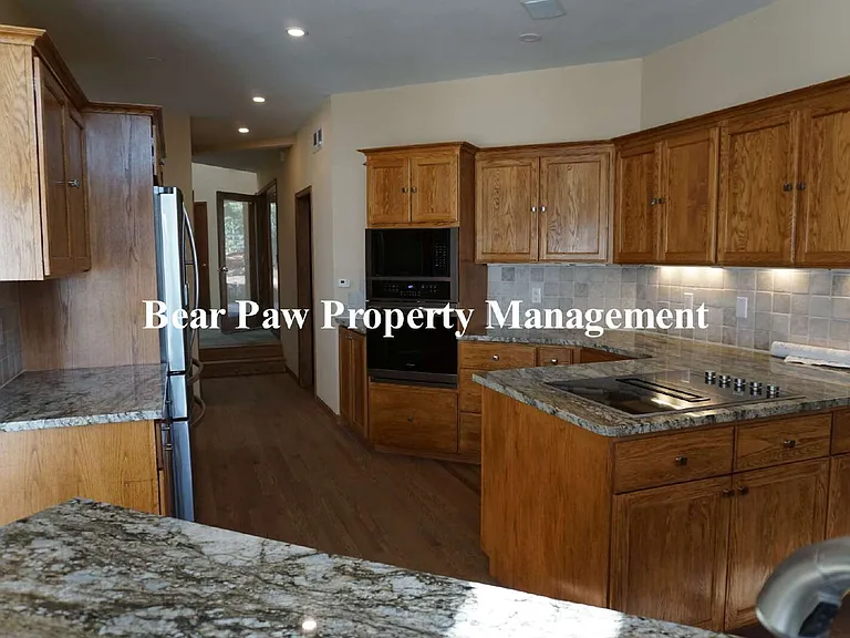 3913 Mountainside Trl — Photo 7