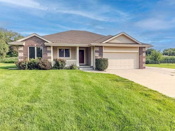 4839 Rose Cir, Johnston, IA 50131