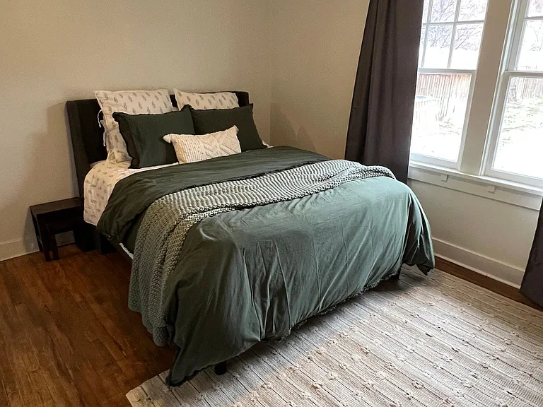 259 S 100 W — Photo 8