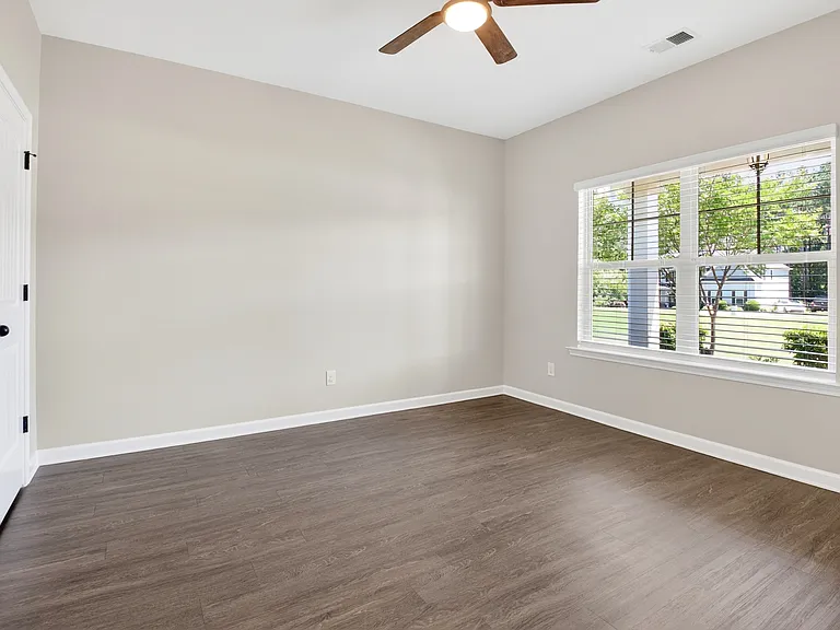 144 Reserve Pl — Photo 24