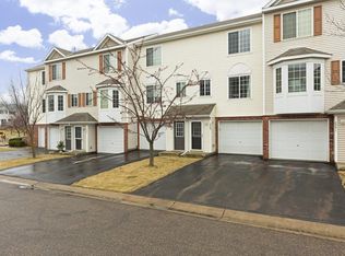 2989 Village Ln, Chanhassen, MN 55317
