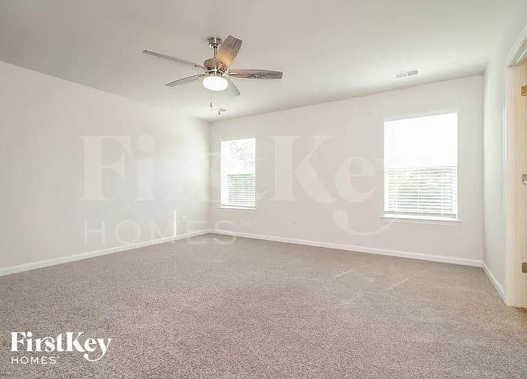 302 Ashborne Ln — Photo 7