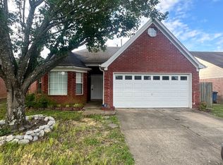 9931 Devon Ridge Dr, Olive Branch, MS 38654