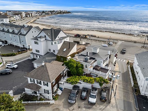 4th image of 365 Ocean Boulevard