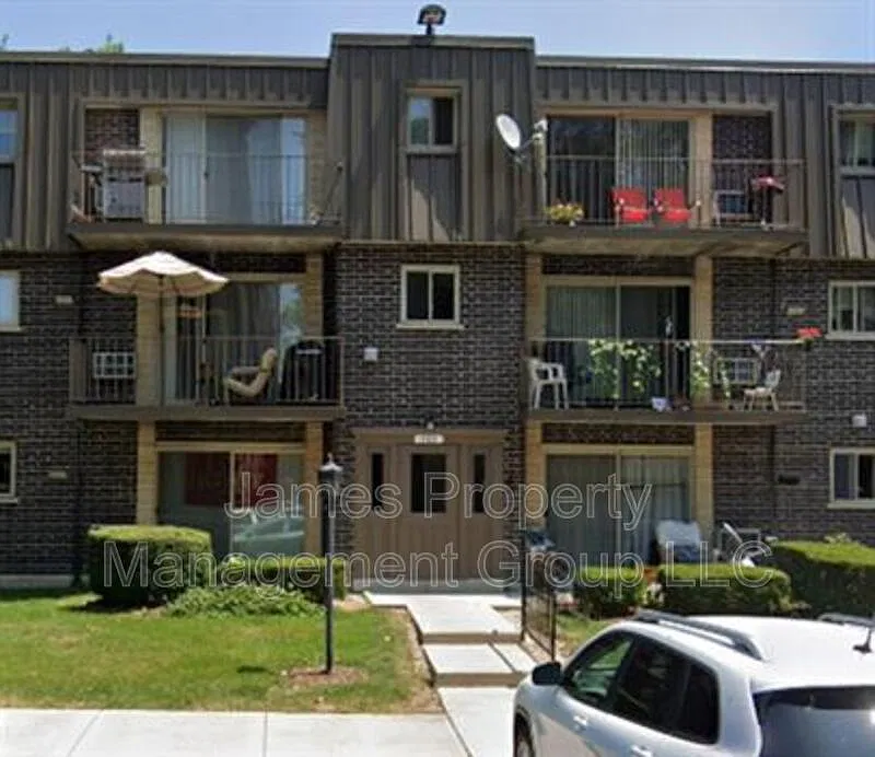 1 bed, 1.0 bath, 700 sqft, $1,450 — Photo 1