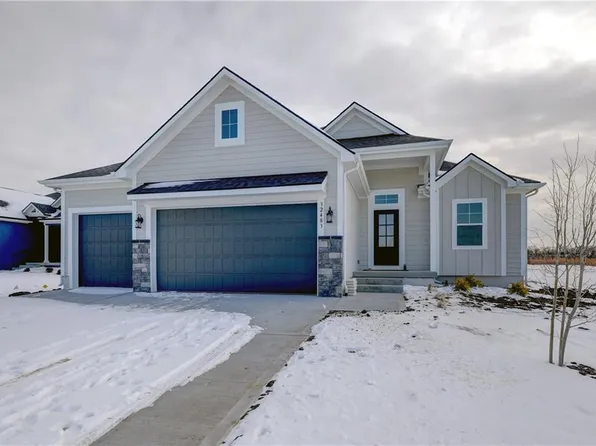 32483 W 168th Ct, Gardner, KS 66030