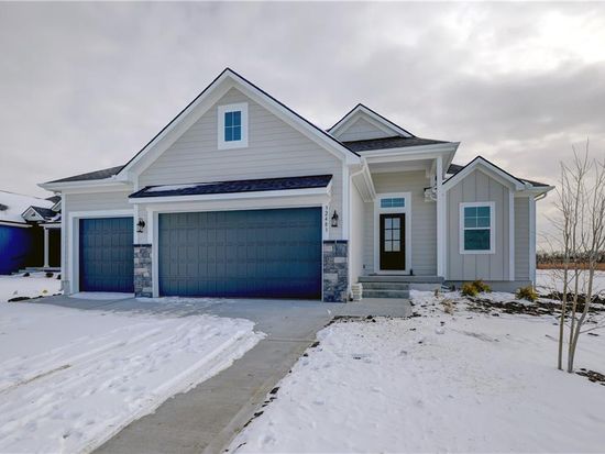 32483 W 168th Ct, Gardner, KS 66030