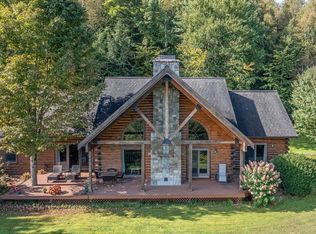 445 Greystone Dr, Richmond, VT 05477