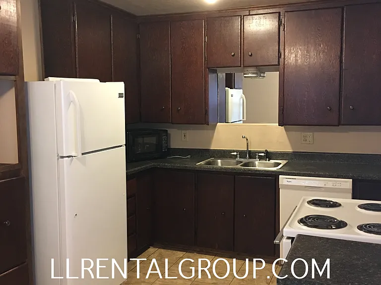 507 N Tinker Dr — Photo 10