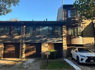 74 Claradon Ln, Staten Island, NY