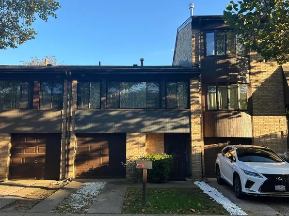 74 Claradon Ln, Staten Island, NY 10305