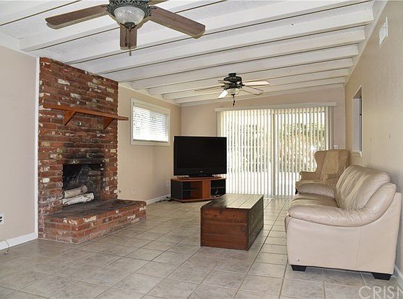 3rd image of 22951 Stagg St
