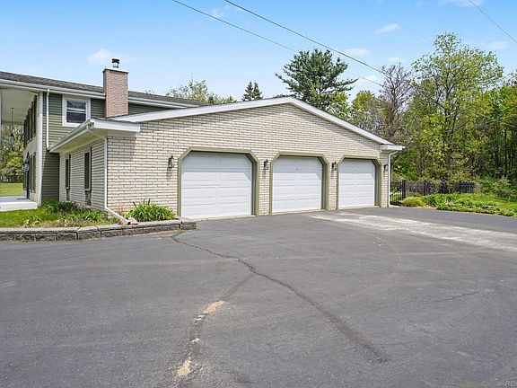 5th image of 3285 Hosner Rd