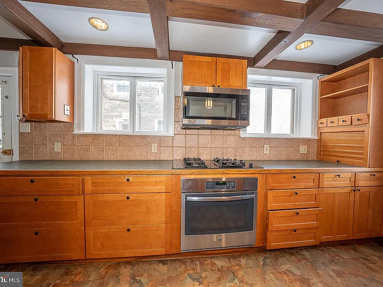 625 Chelten Hills Dr — Photo 17