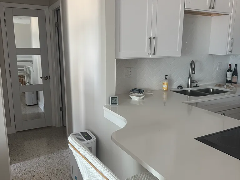 2625 S Atlantic Ave #7 — Photo 4