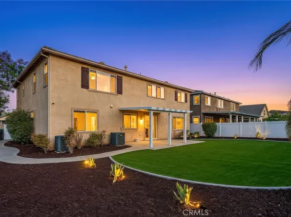30479 White Fir Dr, Menifee, CA 92584
