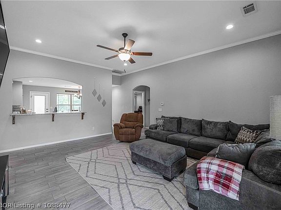2nd image of 129 Stone Dr