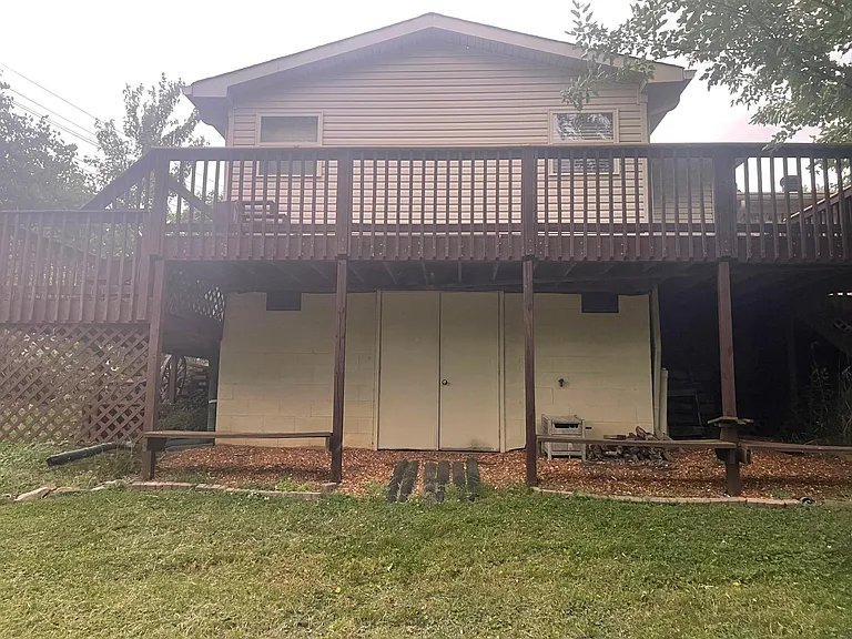 214 W Meadow Dr — Photo 18