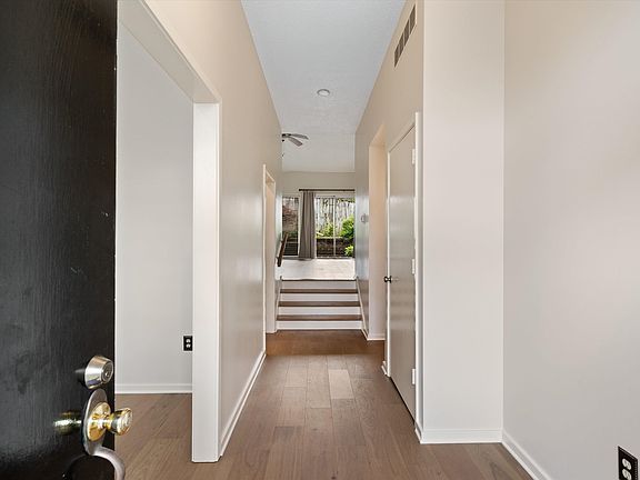 5th image of 5741 Barfield Cir #22