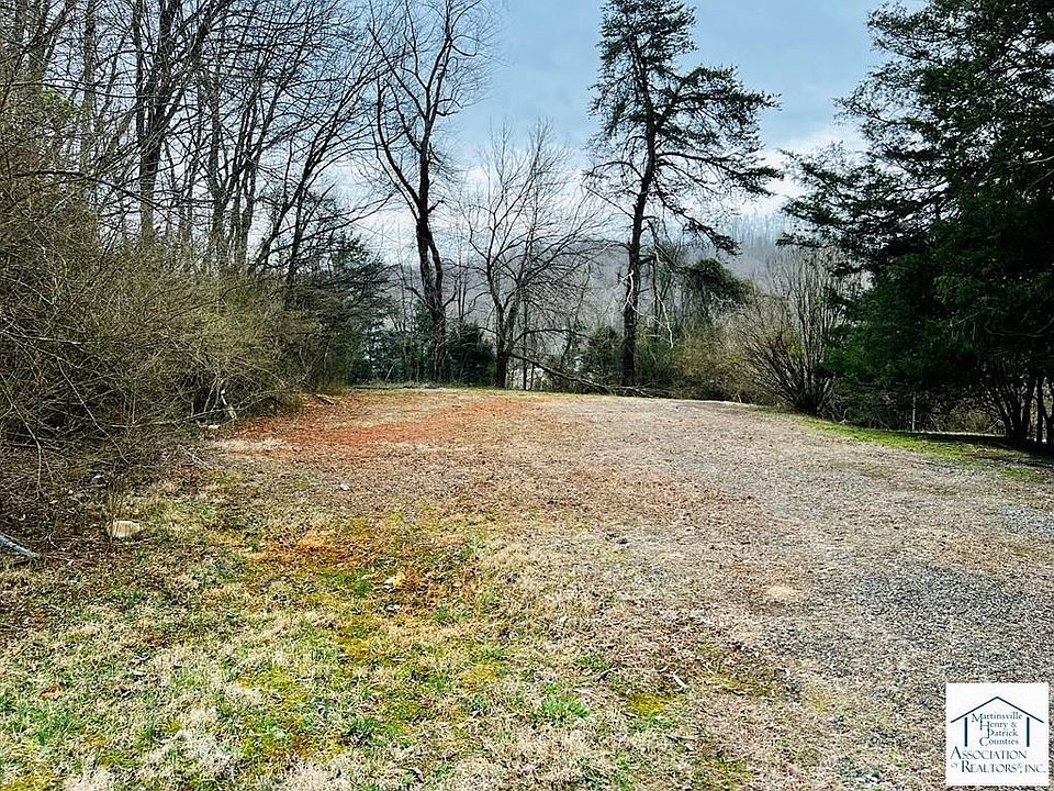 1st image of 321 Harmon Hill Rd