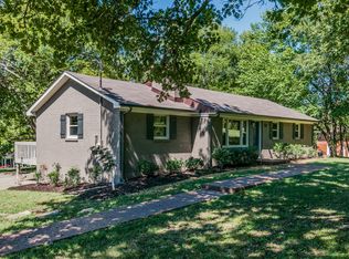 304 Oakview Dr, Nashville, TN 37207