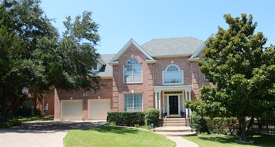 1st image of 9826 Scenic Bluff Dr