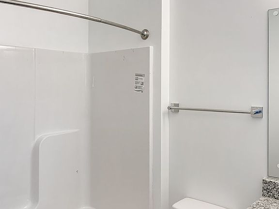 5th image of 106 W 12th St