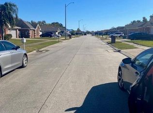 41373 Curran Rd, New Orleans, LA 70128