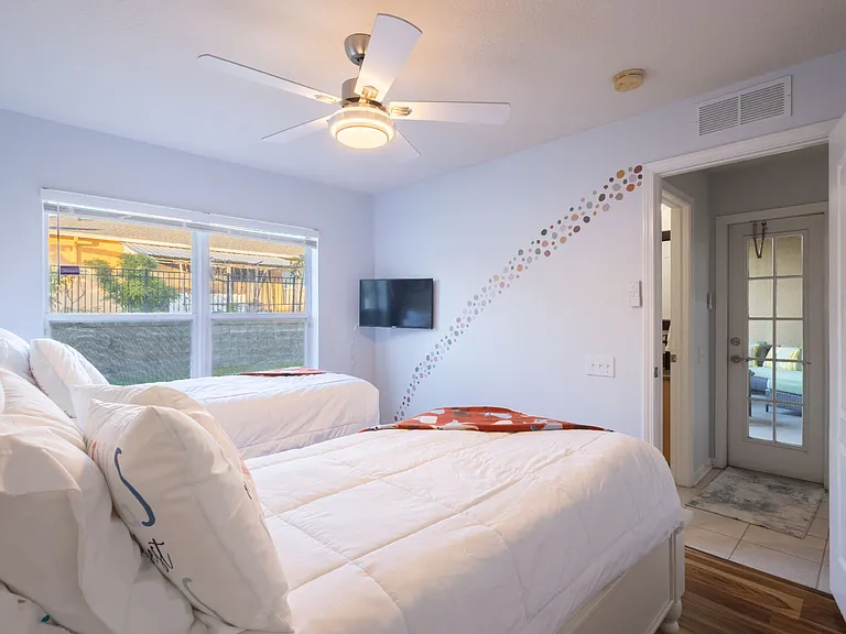 2024 Heartland Cir — Photo 14