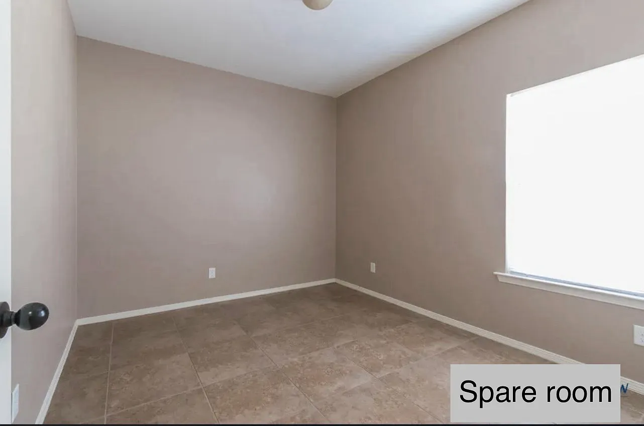 4 bed, 1516 sqft, $1,600 — Photo 4