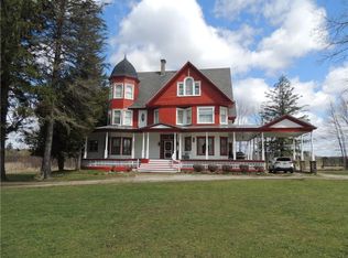1105 E Main St, Corry, PA 16407