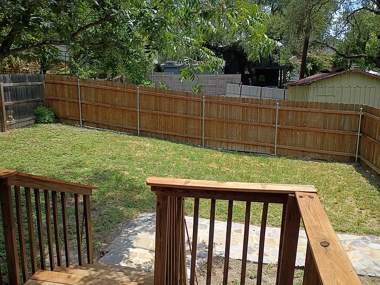 405 W Mary St — Photo 11