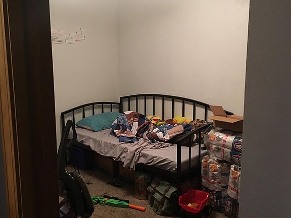 5th image of 613 E Adams St #1