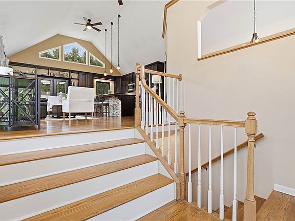 5th image of 192 Galley Rd