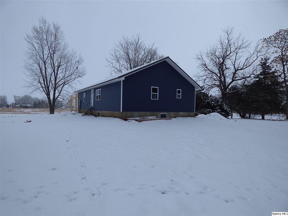 2nd image of 303 E Morgan St