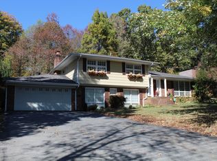 506 Cross Ave, Livingston, TN 38570