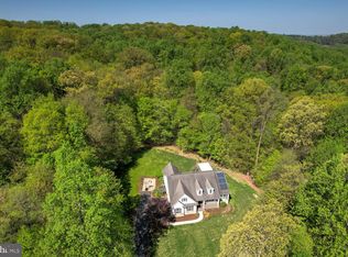 70 Snyder Hollow Rd, New Providence, PA 17560