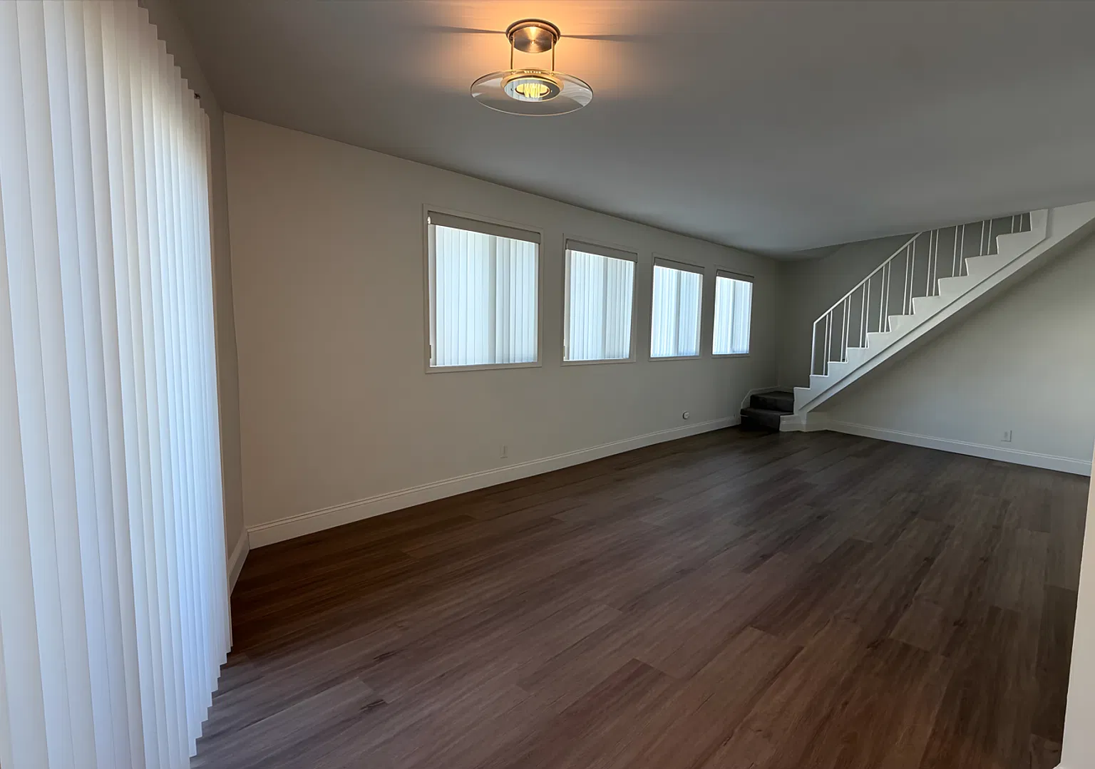 1830 N. La Brea Avenue — Photo 3