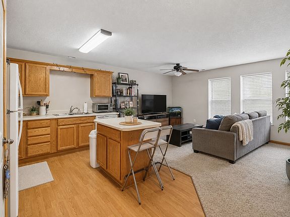 4th image of 8302 Westown Pkwy Unit 2102