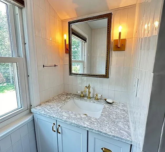 Second level bathroom vanity.