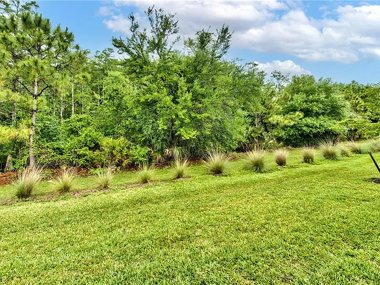 14223 Wild Timber Ct — Photo 36